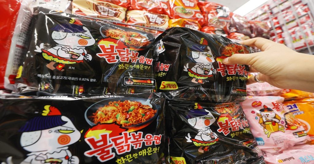 Buldak! មីហិលល្បីកក្រើកនេះ ជួយក្រុមហ៊ុនឲ្យរស់រានឡើងវិញ ពីវិបត្តិហិរញ្ញវត្ថុធ្ងន់ធ្ងរ